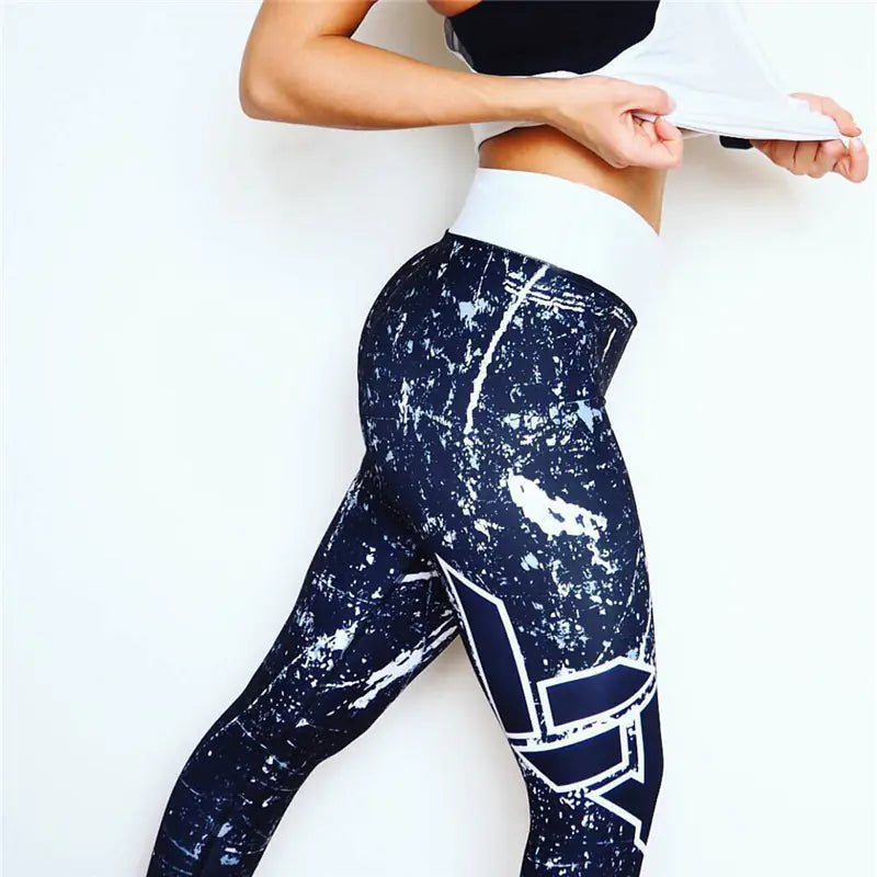 2022 New High-Waist Elastic Geometric Print Leggings